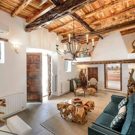 Idurre, In Northern Countryside Near Beaches * Santa Eulària des Riu